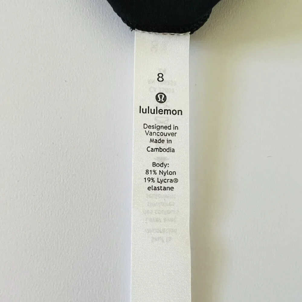 LULULEMON ATHLETICA Black Align HR Crop 21